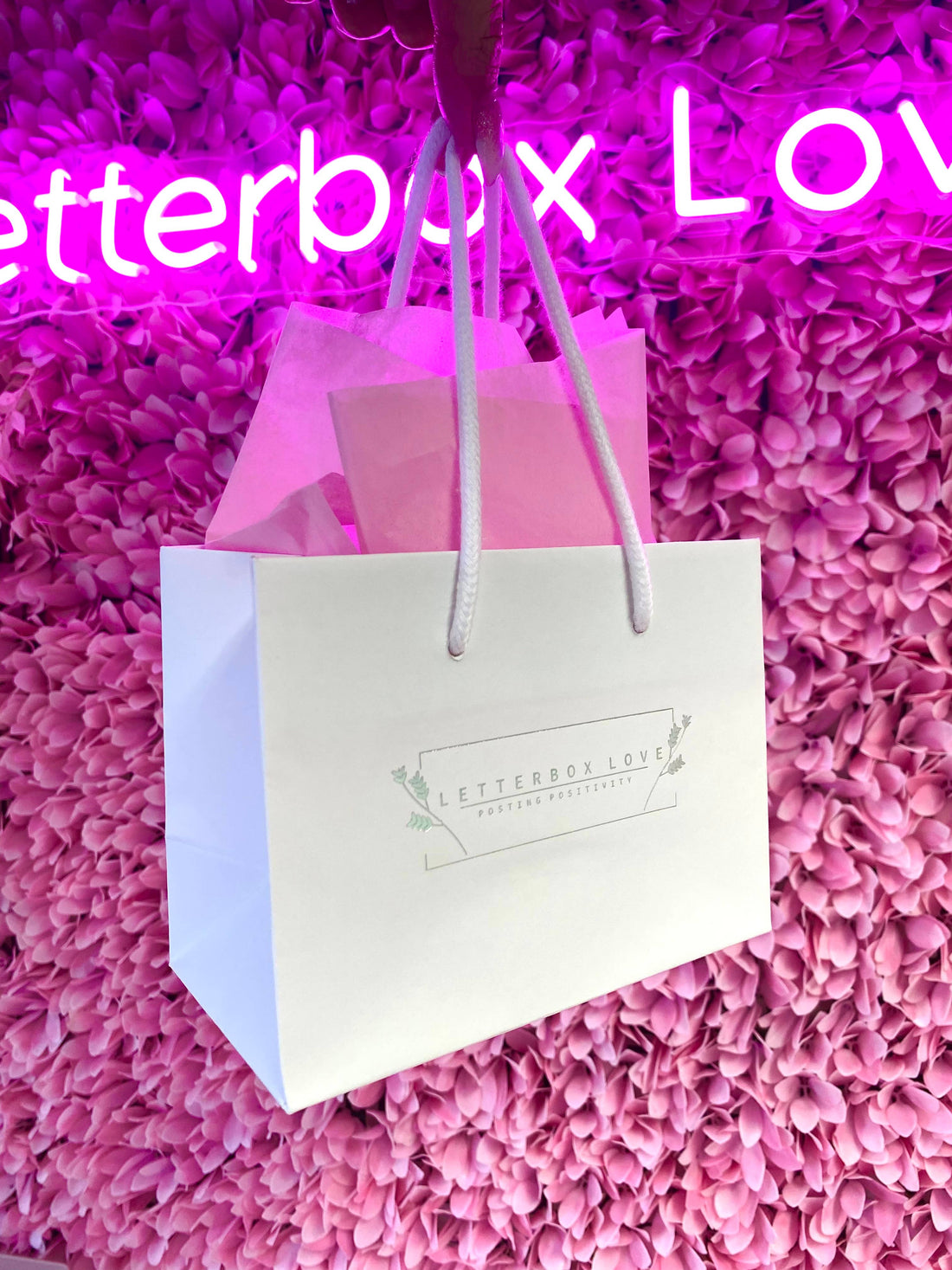Letterbox Love Luxury White Gift Bag.